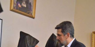 Կարօ Փայլան եւ Սելինա Տողան կը դիմաւորեն Պէքճեան Արք.ը