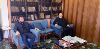 Առաջնորդ Սրբազան հօր այցելութիւնը «Ազատ Օր»-ի խմբագրատուն