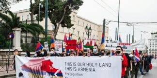 Ժողովրդային բողոքի ցոյց դէպի թրքական դեսպանատուն (նկարներ)
