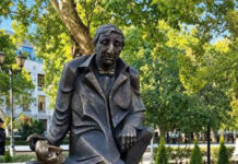 Το Γερεβάν τιμά τον θρυλικό Αρμένιο ηθοποιό Μχερ Μκρτσιάν